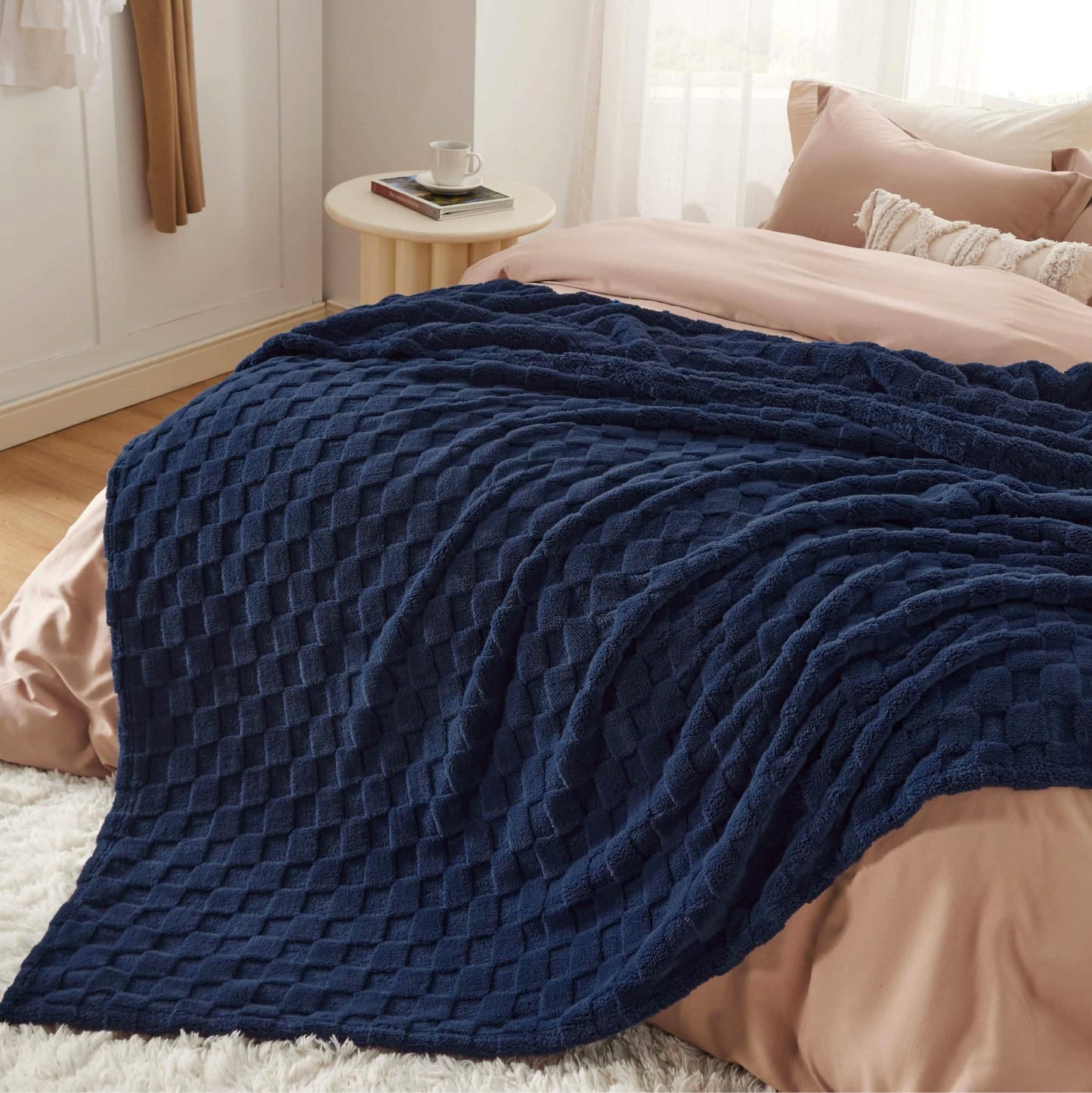 Jacquard Shaggy Sherpa Blanket