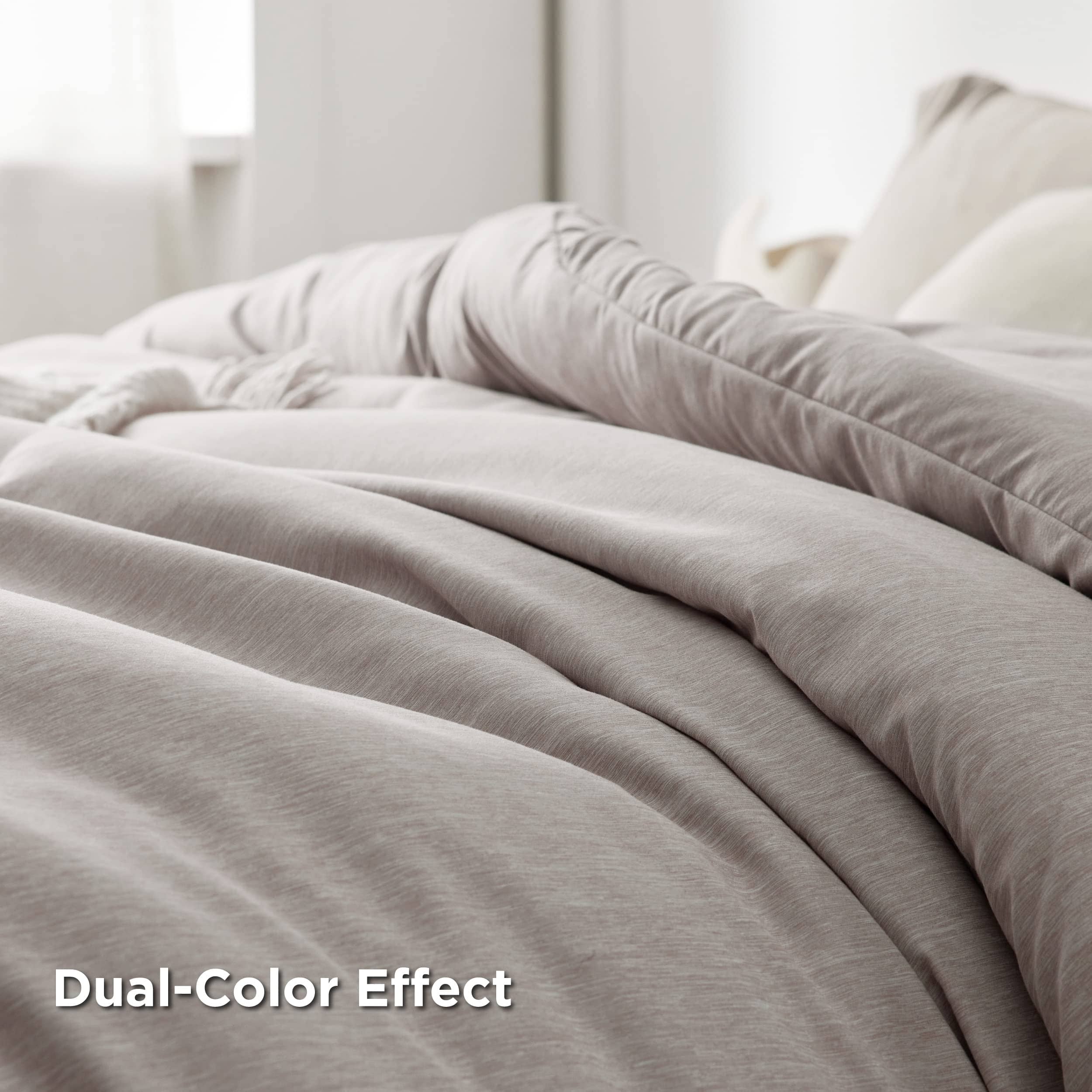 Cationic Dyeing Comforter Set with Pillow Shams