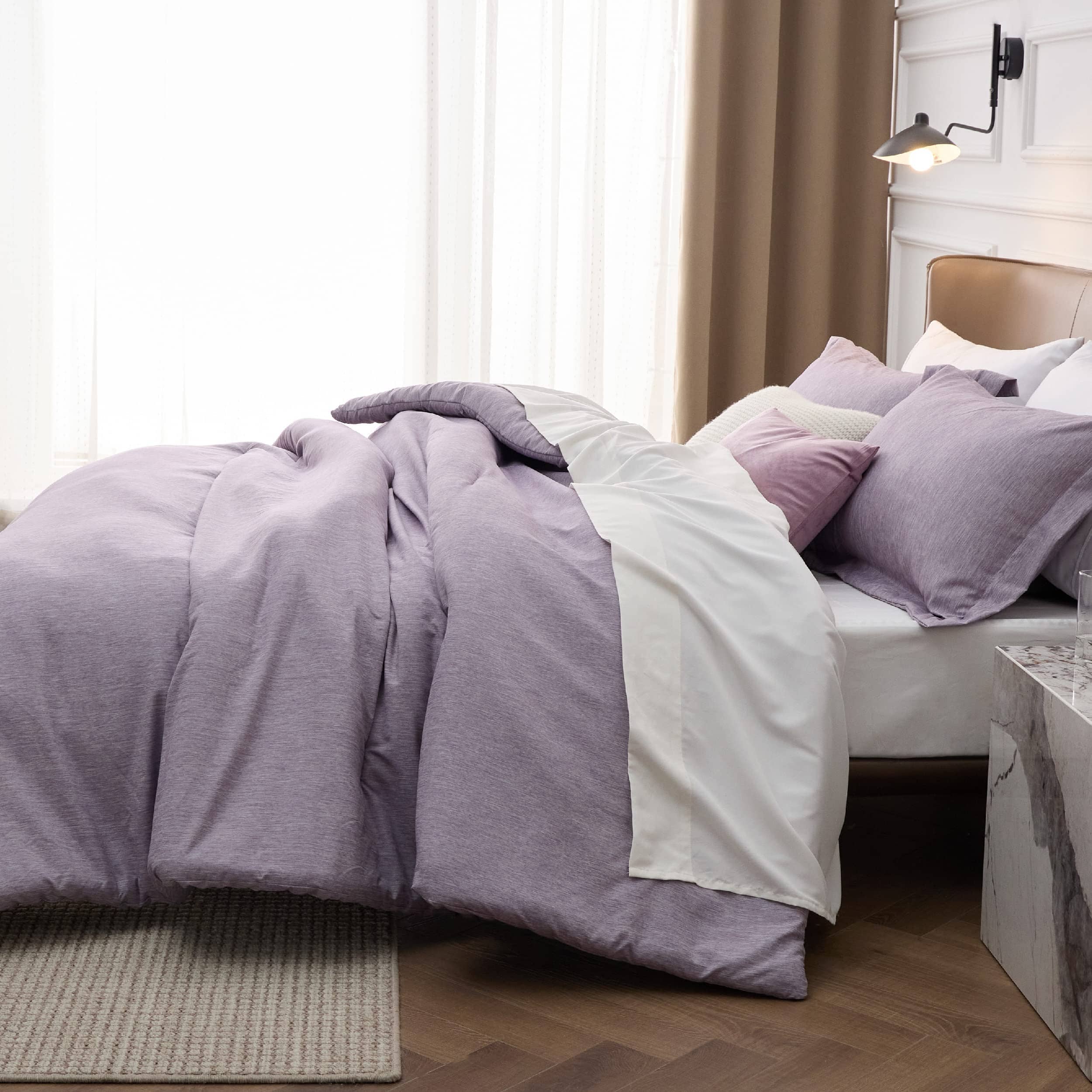 Cationic Dyeing Comforter Set with Pillow Shams