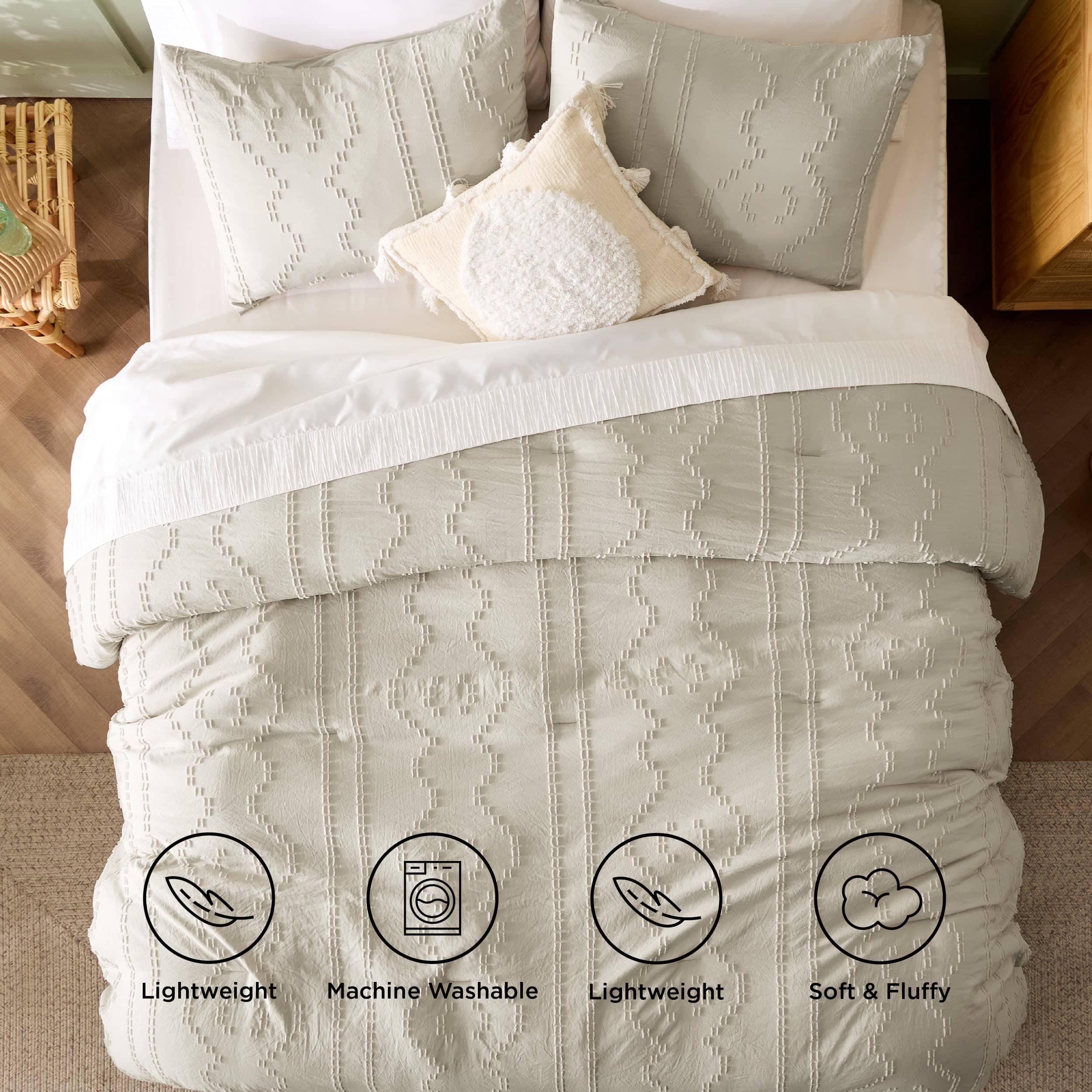 Embroidery Boho Curled Comforter Set
