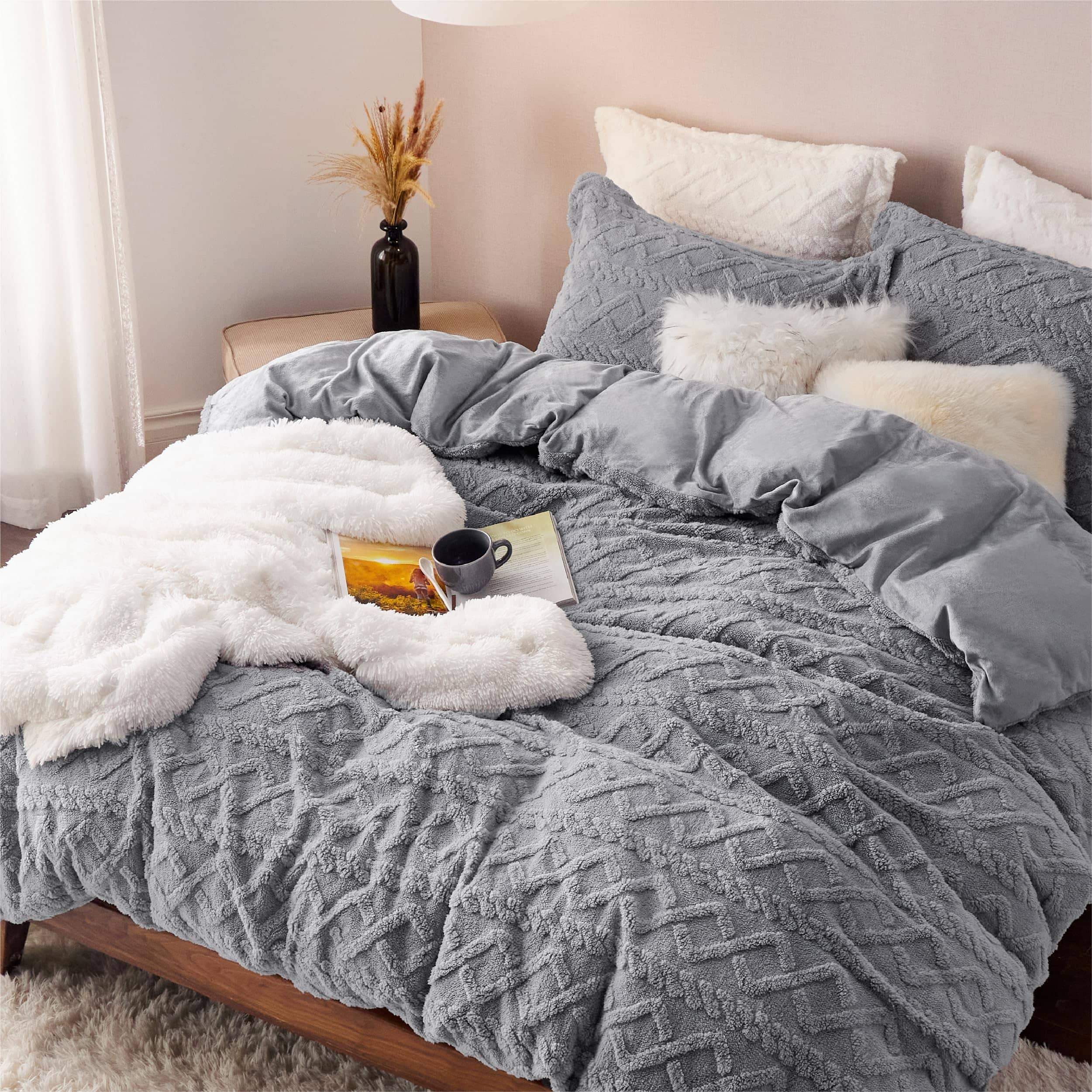 CozyLux Queen Size Comforter Set - 3 Pieces Grey Soft Luxury Cationic  Dyeing Bedding Comforter for All Season, Gray Breathable Lightweight Fluffy  Bed