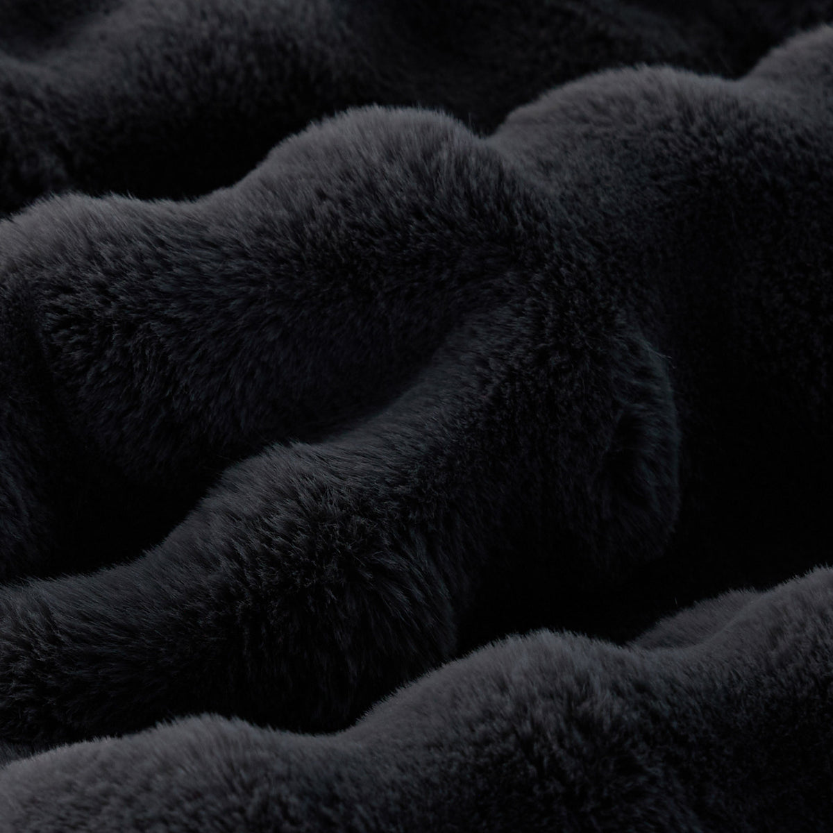 Bubble Faux Fur Heated Blanket