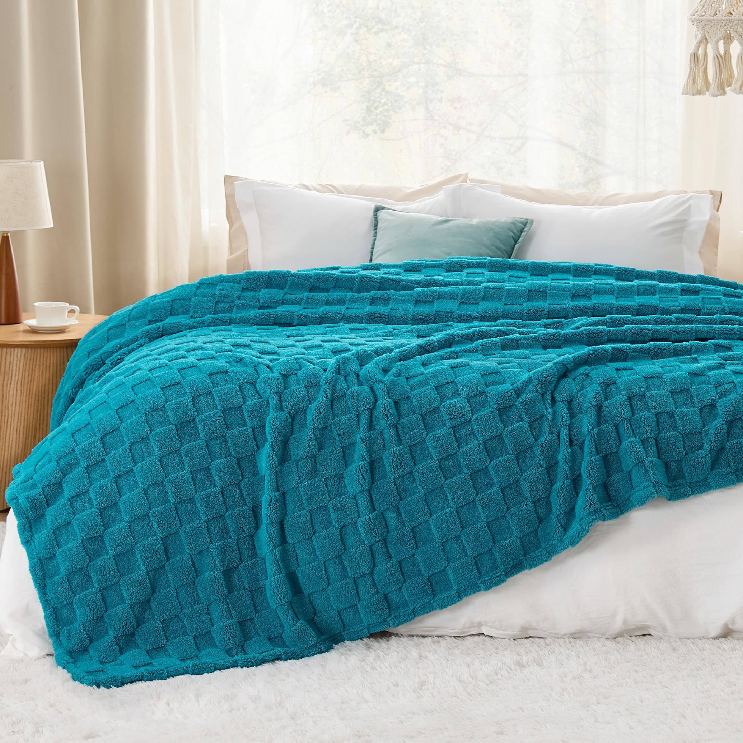 Jacquard Sherpa Shaggy  Blanket