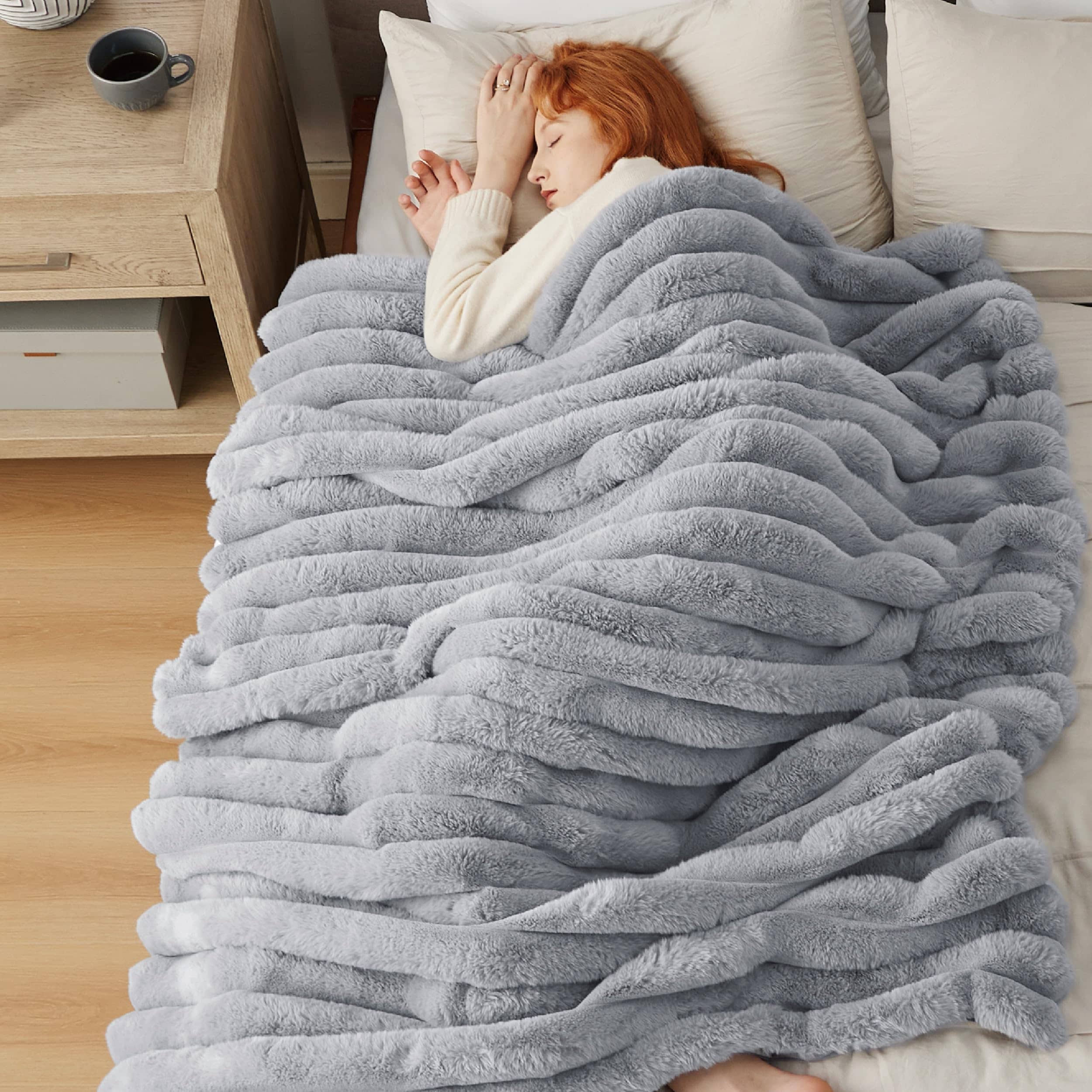 Bedsure faux 2024 fur blanket