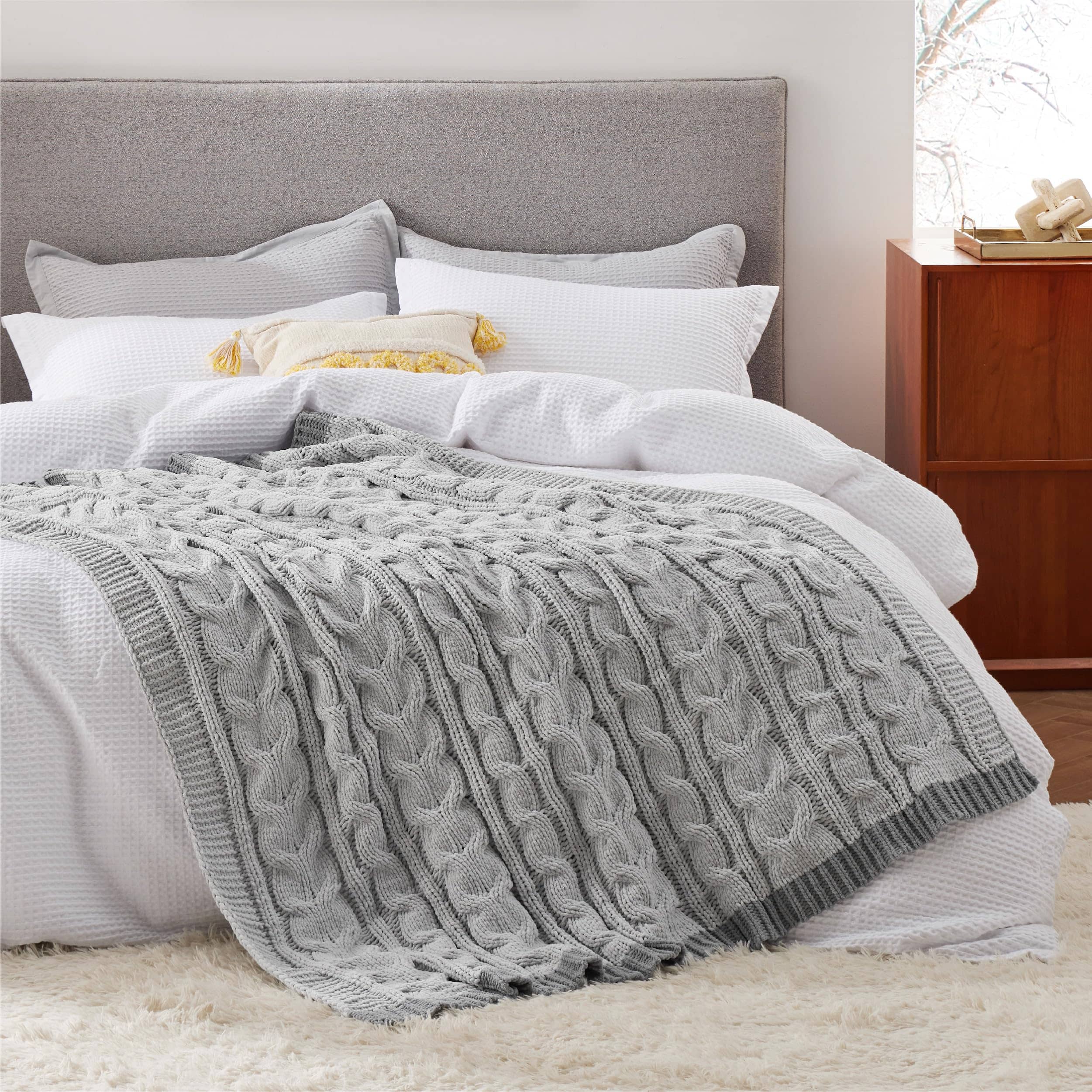 Cable Chenille Chunky Knit Throw Blanket