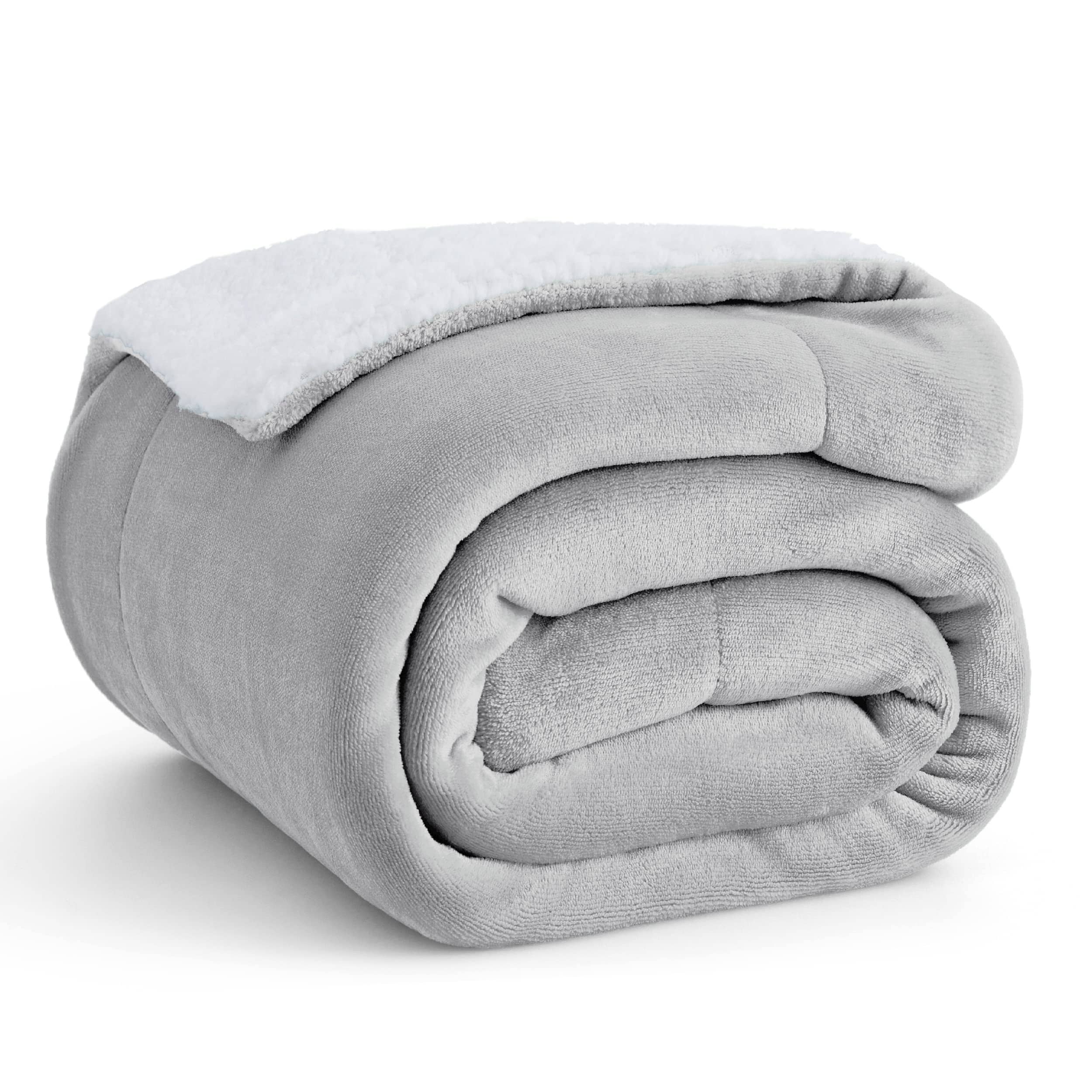 Sherpa and Fleece Reversable Blanket