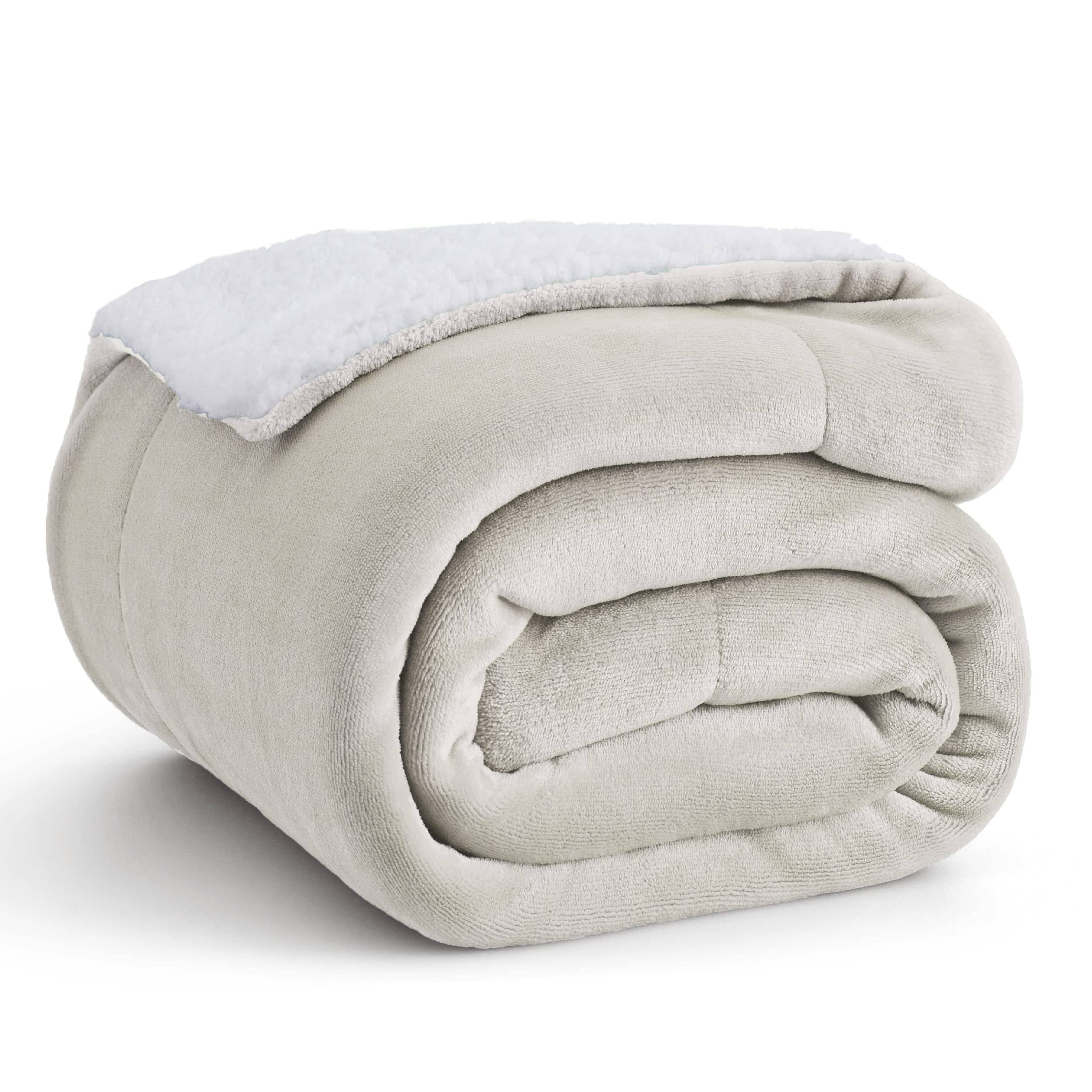Sherpa and Fleece Reversable Blanket