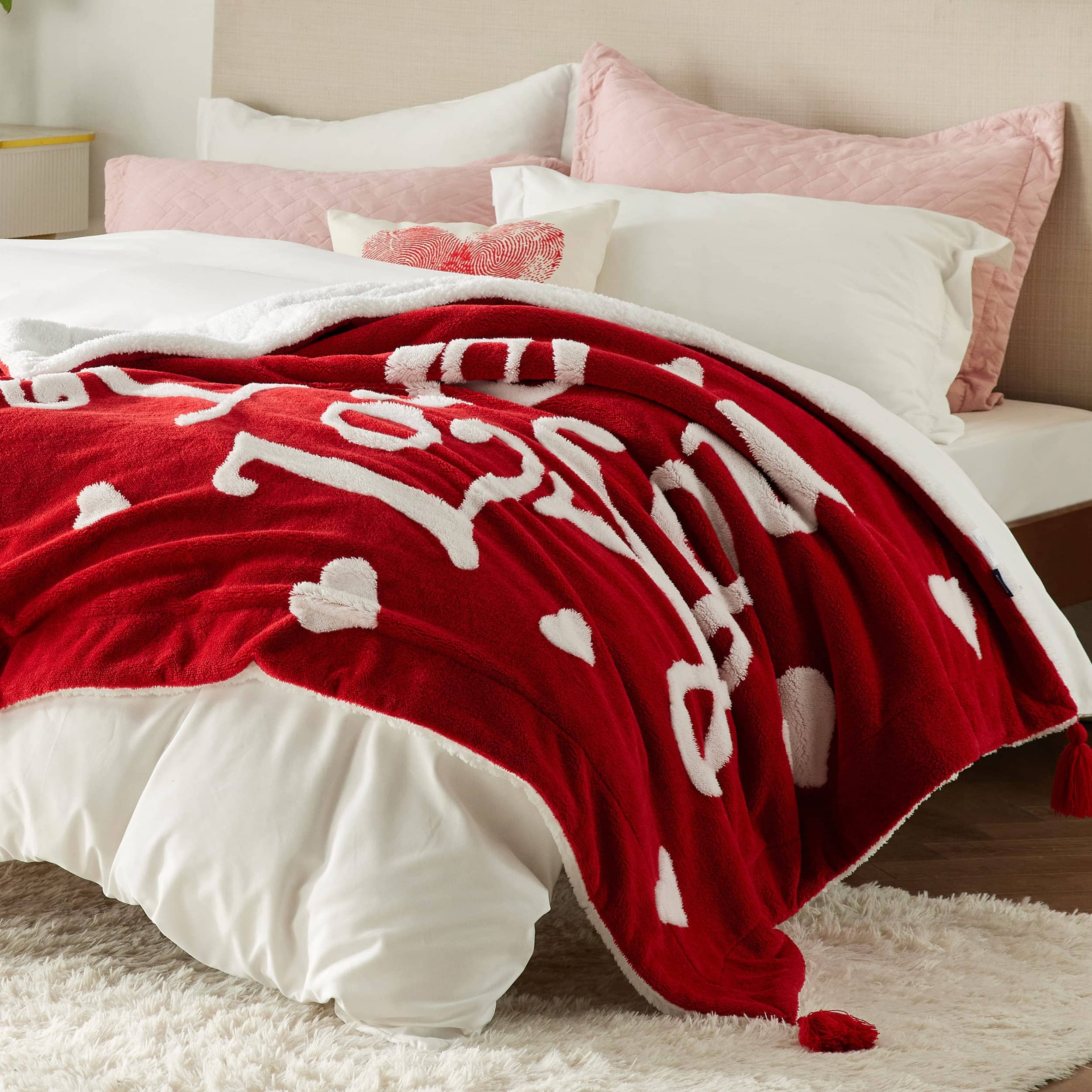 Bedsure Valentine's Day Throw Blanket
