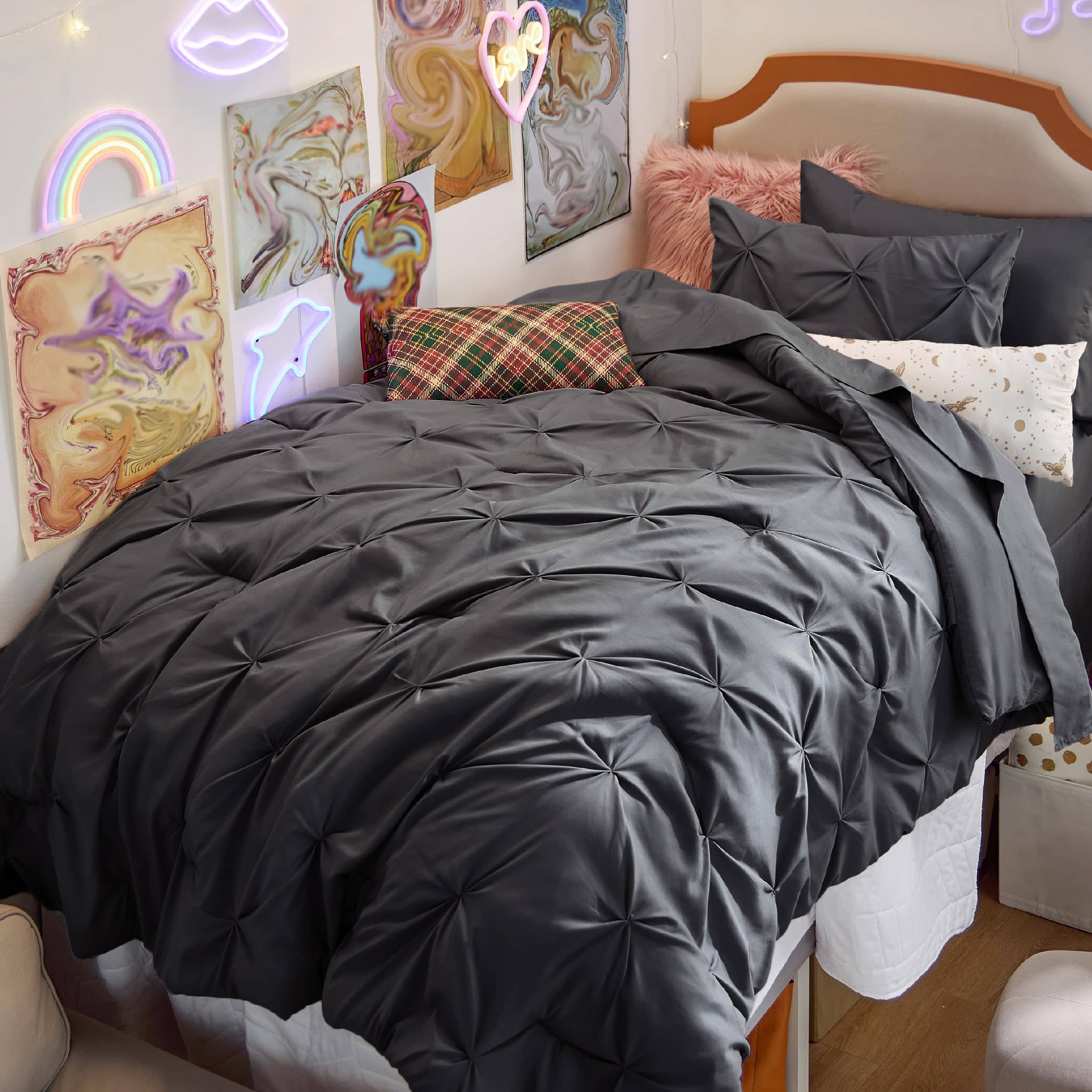 Spring Bedding Pintuck Comforter Sets