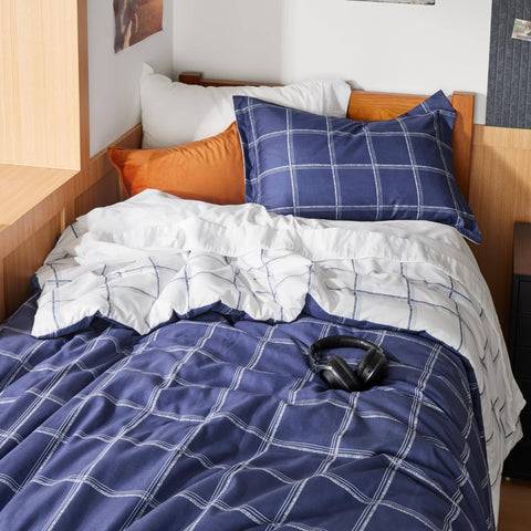 Bedsure Reversible Dorm Bedding Plaid Comforter Set
