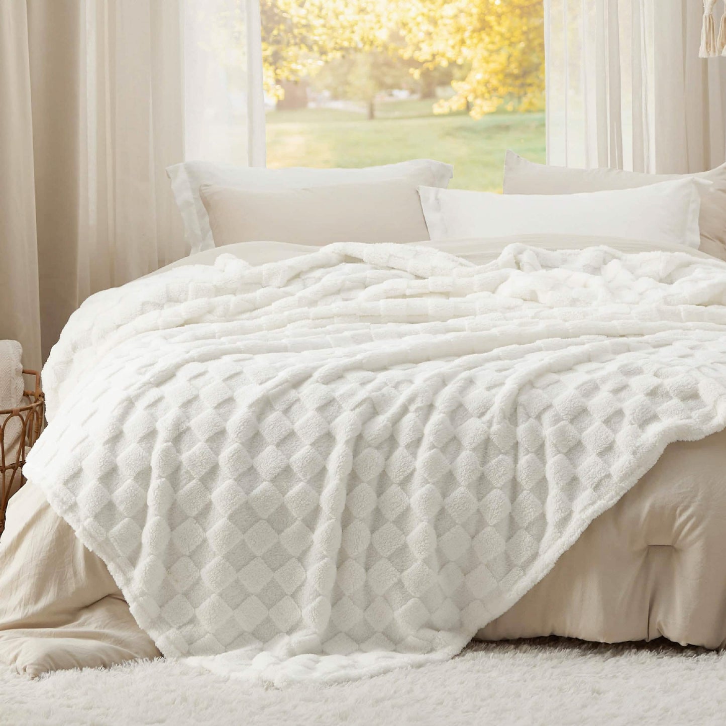 Jacquard Shaggy Sherpa Blanket