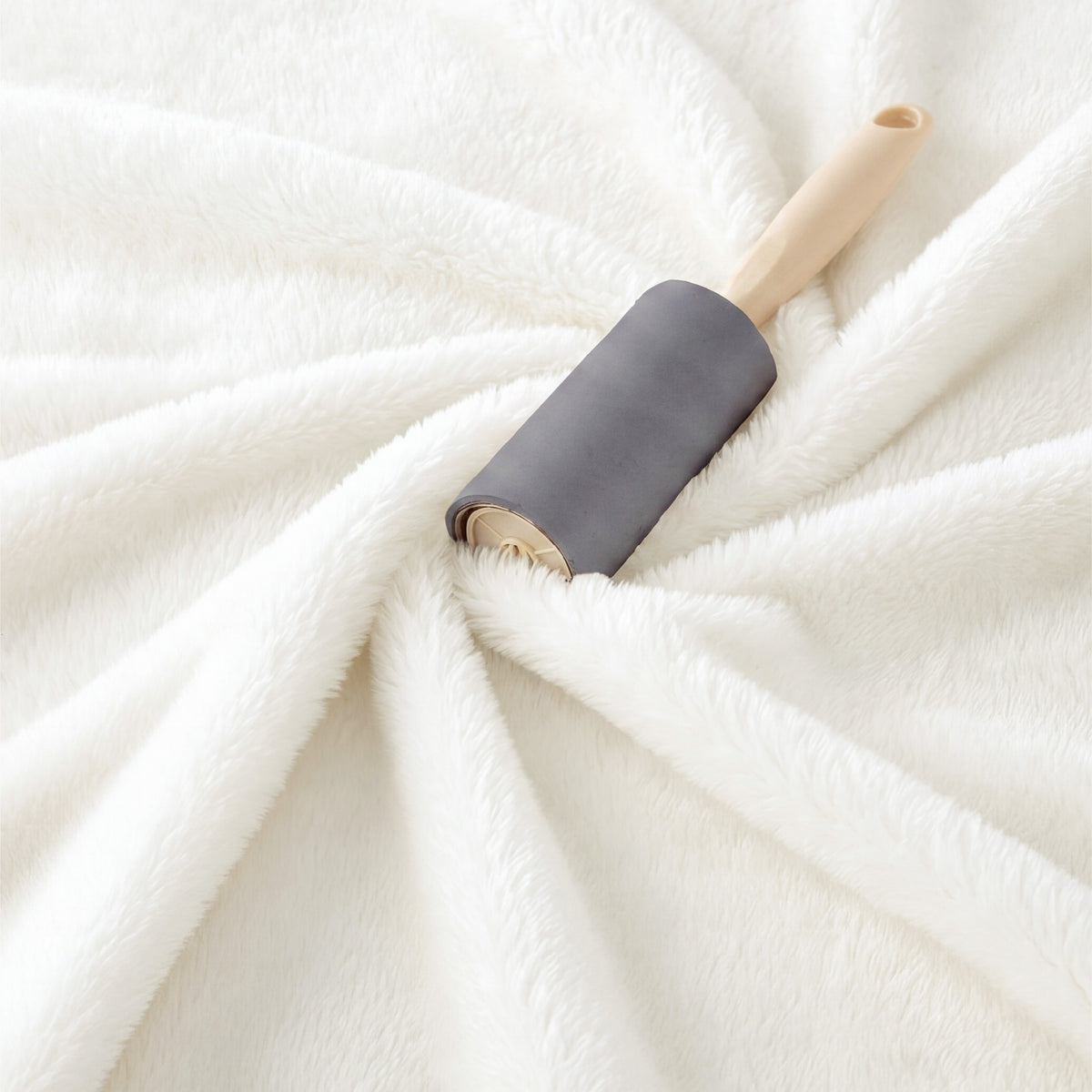 Shed-Resistant & Anti-Static Blanket