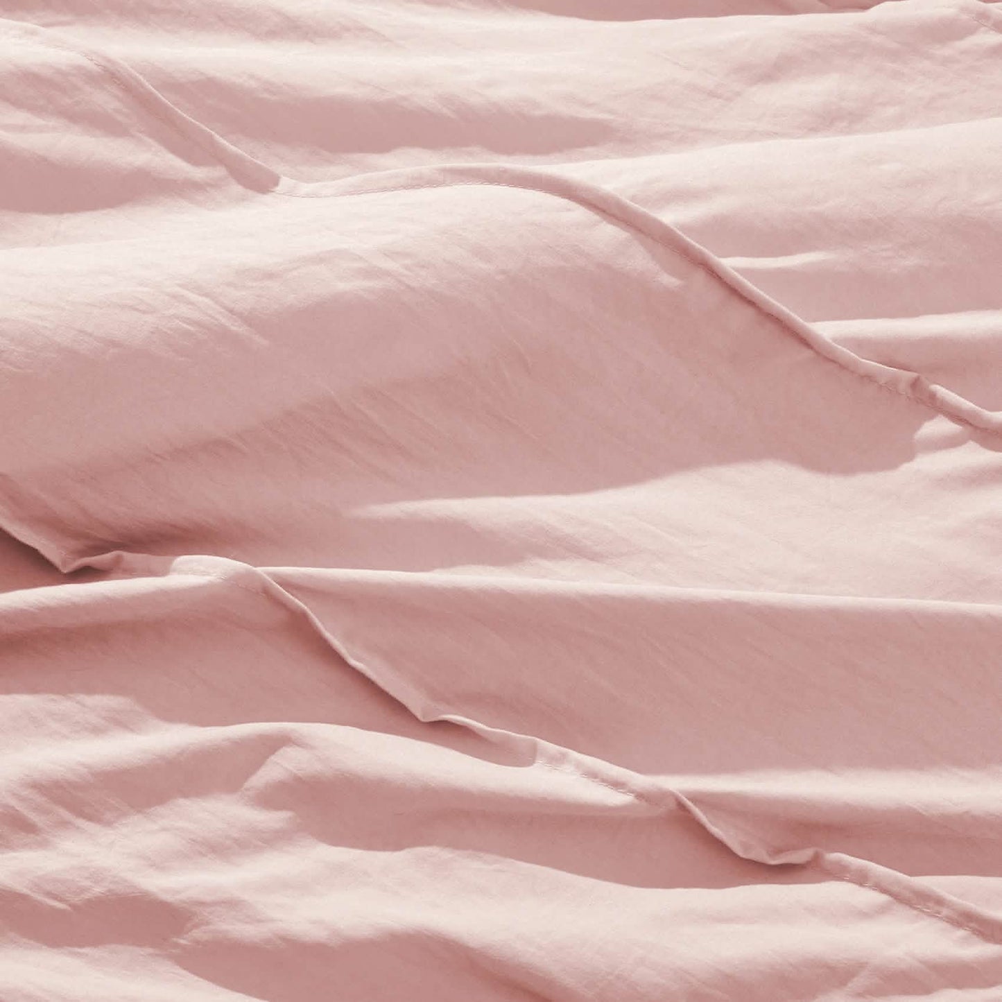 Pinch Pleat Comforter Set