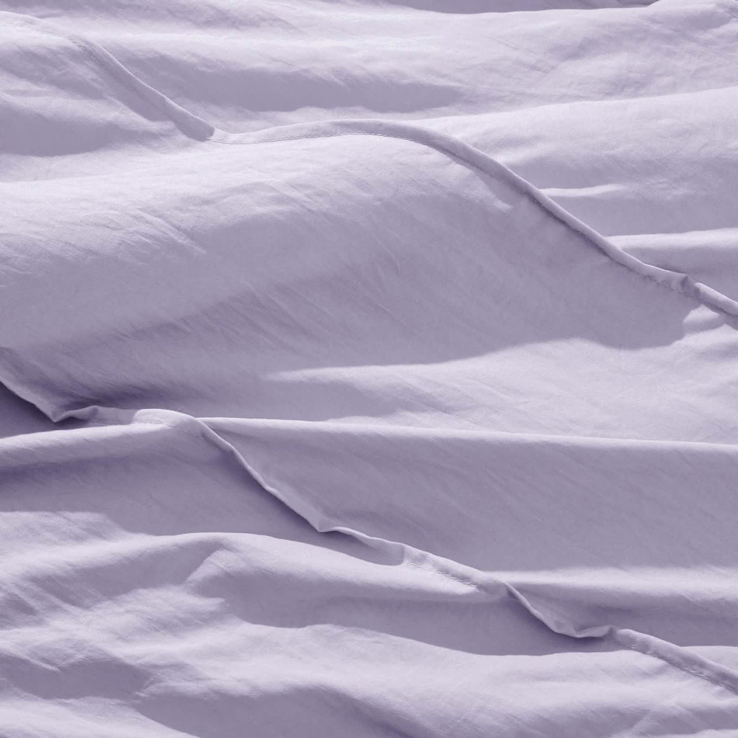 Pinch Pleat Comforter Set