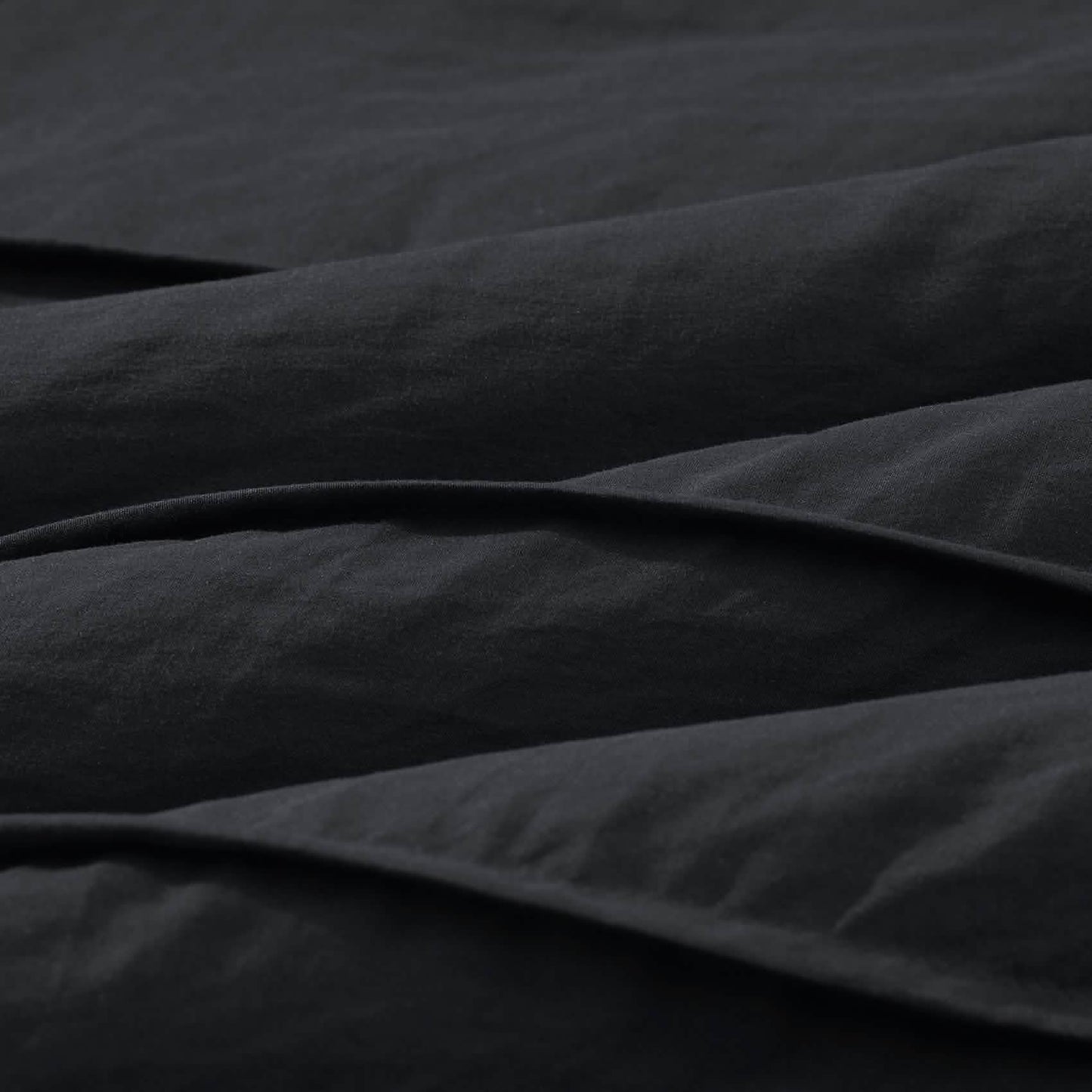 Pinch Pleat Comforter Set