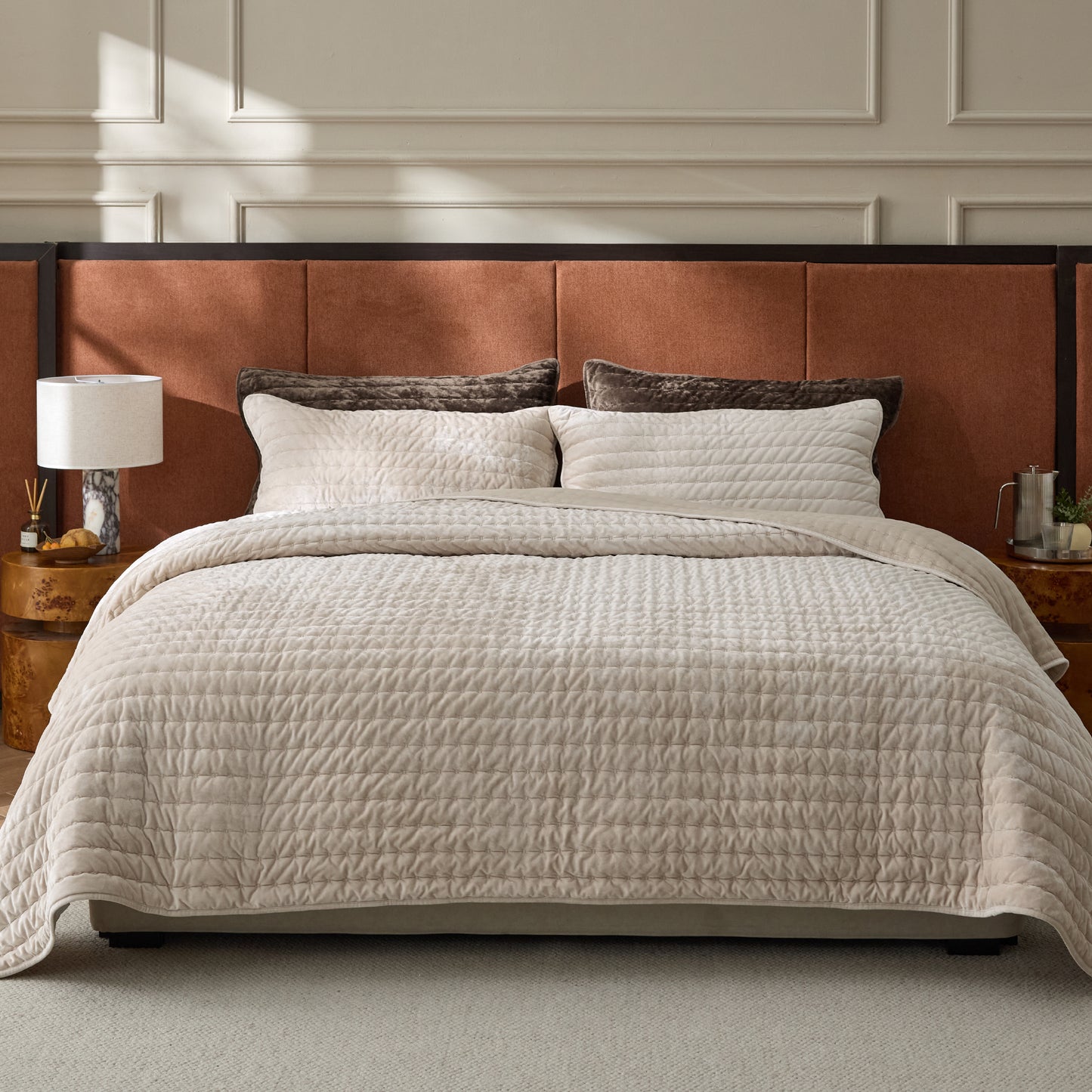 Luxury Velvet Quilt Set