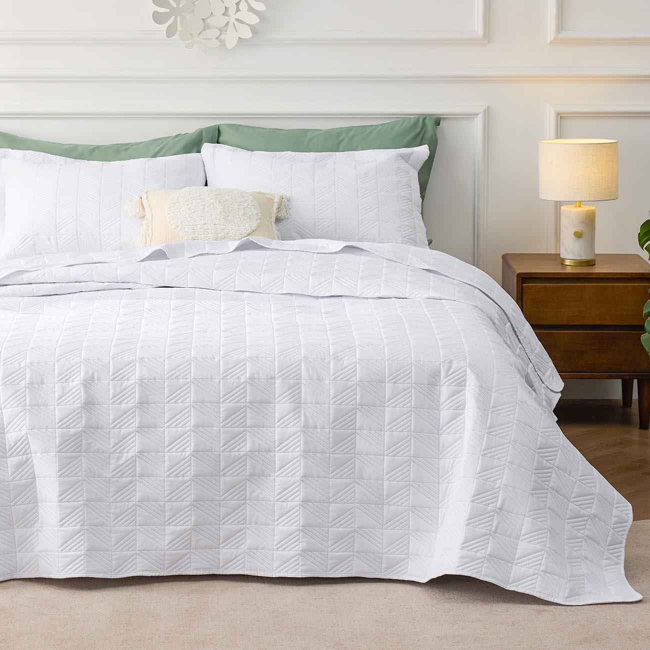 Bedsure Geometric Soft Ultrasonic Quilt Set