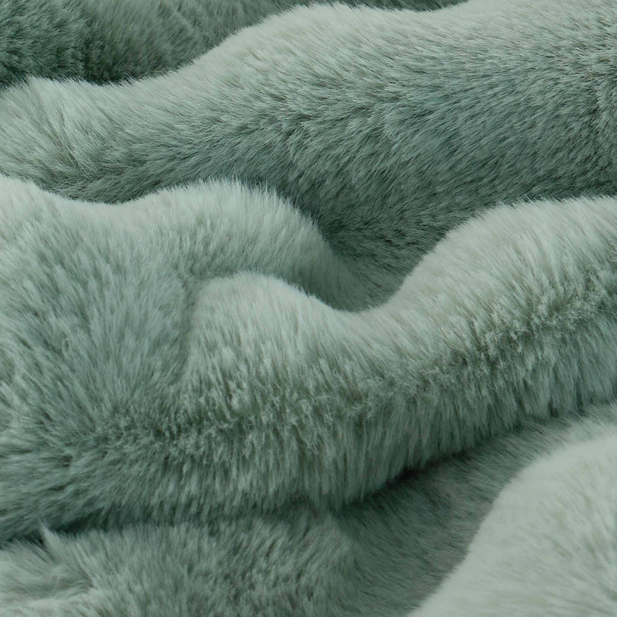 Bubble Faux Fur Heated Blanket