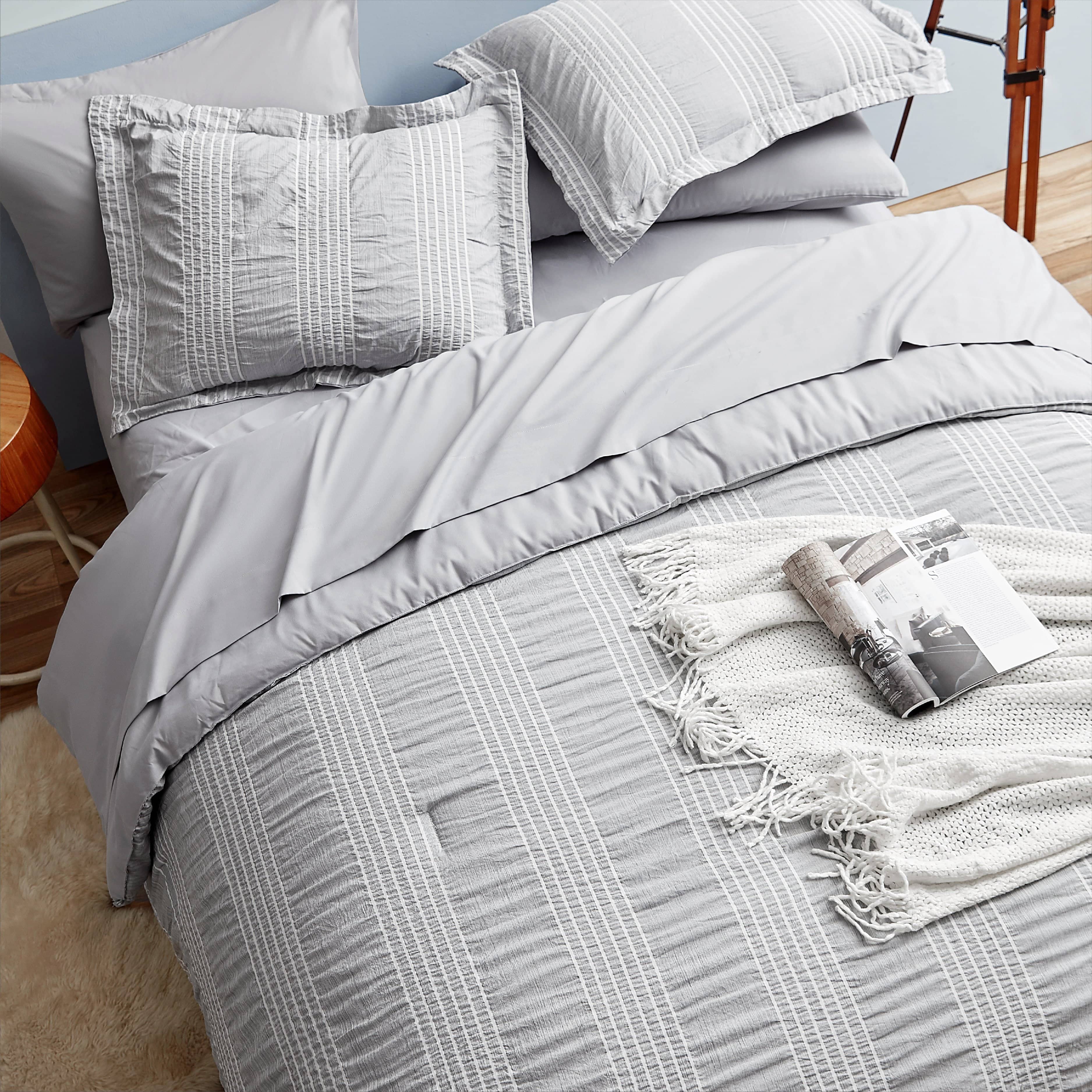 Bedsure | Seersucker Comforter Set - Striped Bed in A Bag grey soft fabric