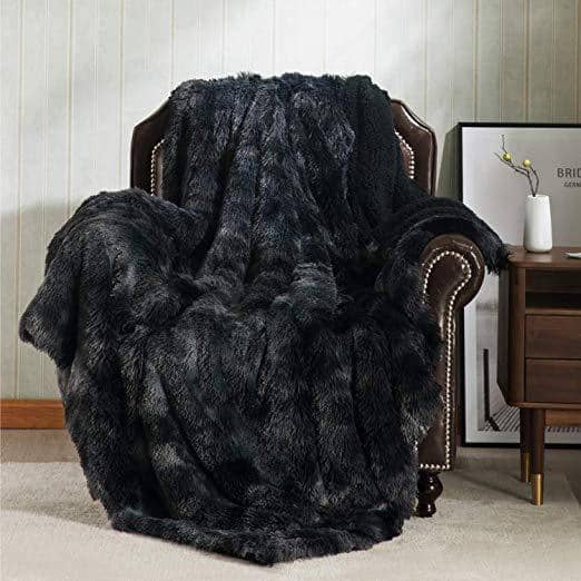 Bedsure | Faux Fur and Sherpa Shaggy Blanket black