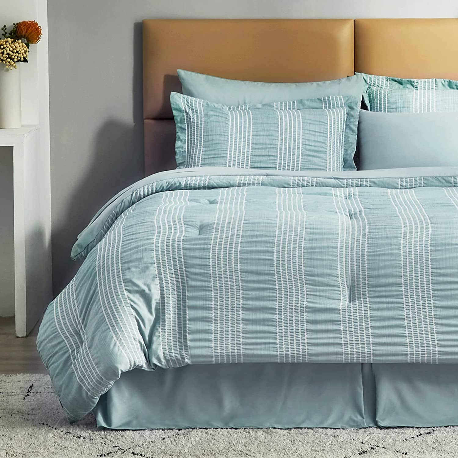 Seersucker Comforter Set - Striped Bed in A Bag lightgreen